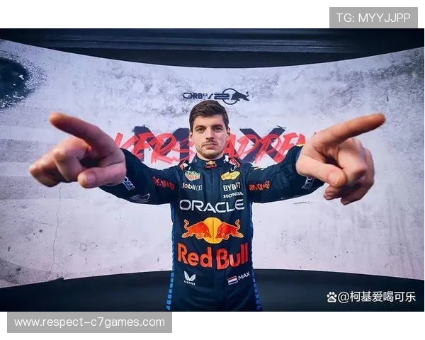 F1赛季最新动态：维斯塔潘强势领跑 汉密尔顿与法拉利的激烈角逐