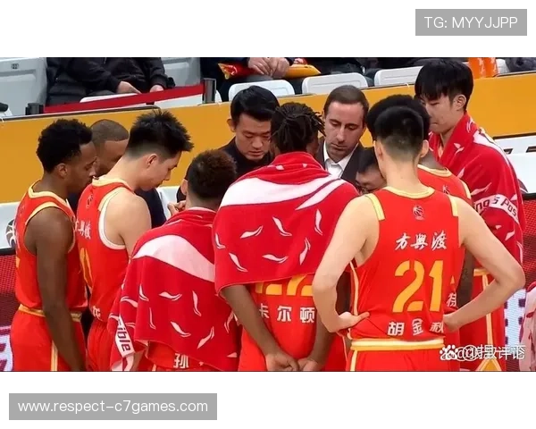 CBA联赛季后赛激战正酣球队争夺总冠军势如破竹